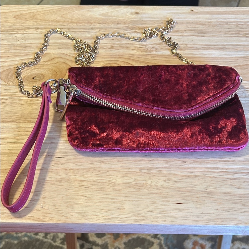 Urban Expressions Red Velvet Wristlet with Chain